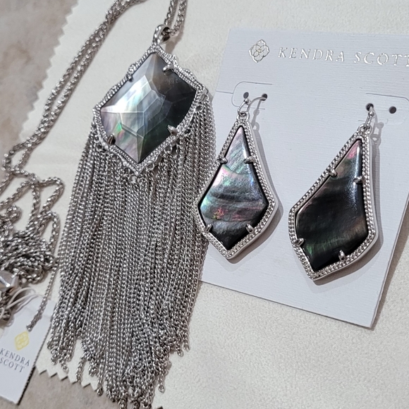 NWT Kendra Scott Set Black Mother of Pearl in Silver Gorgeous coloring ! - Picture 16 of 16